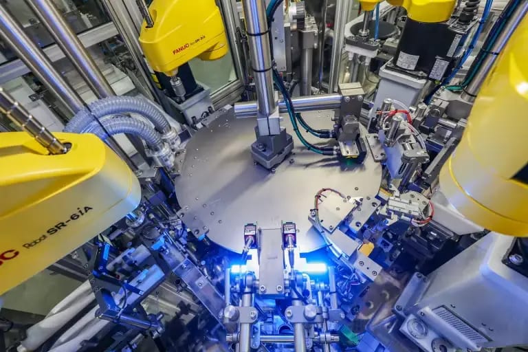 automated feeder system with consistent quality output