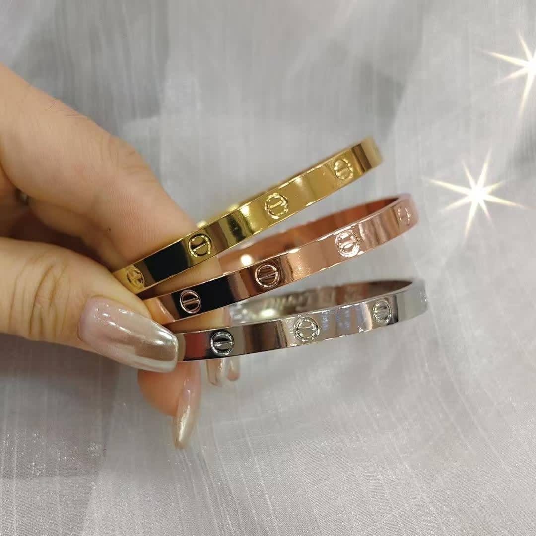 Aurique jewelry