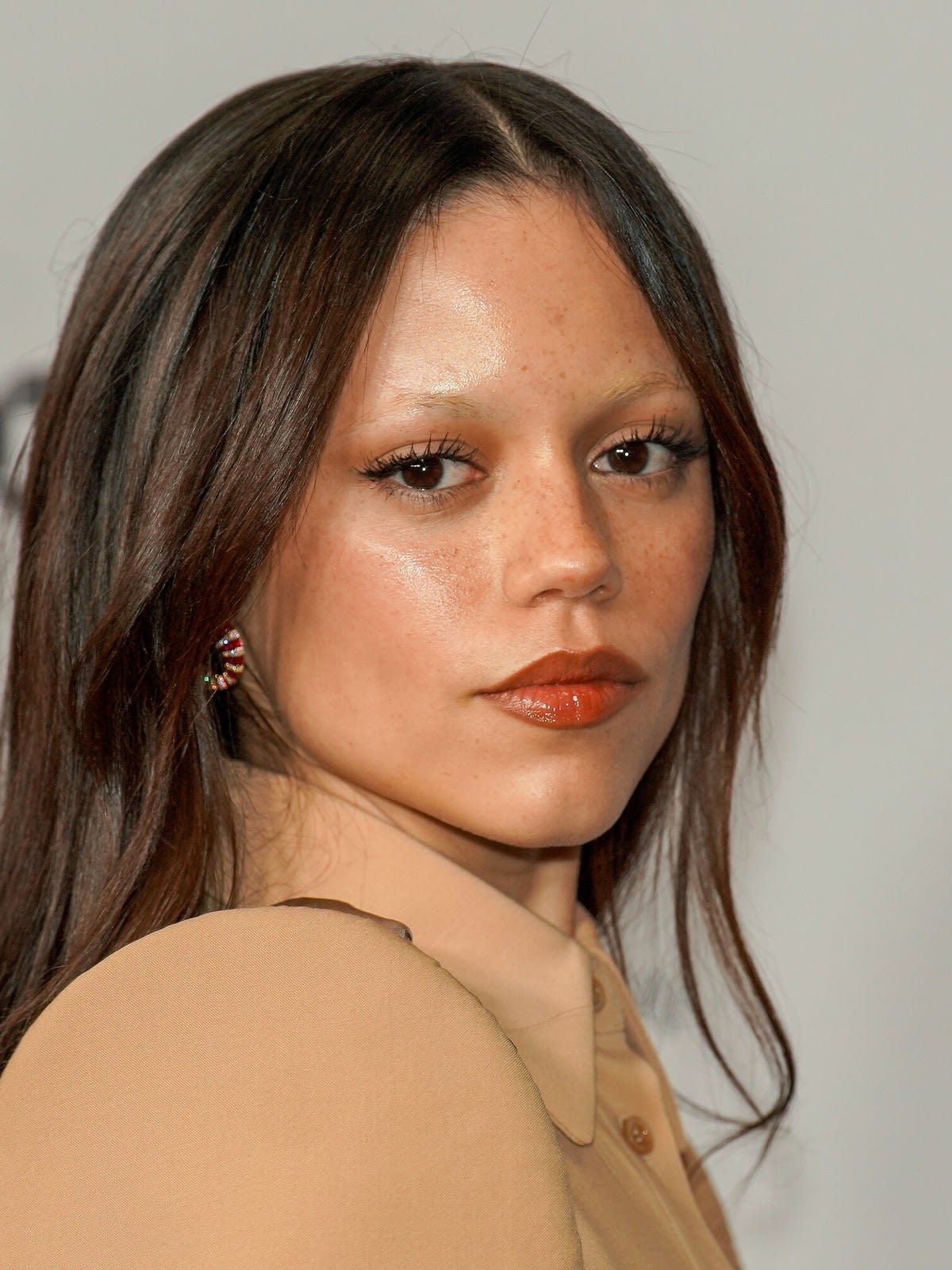 Jenna Ortega with long brown hair and a centre part at the Sundance Film Festival premiere of The Gallerist in 2026