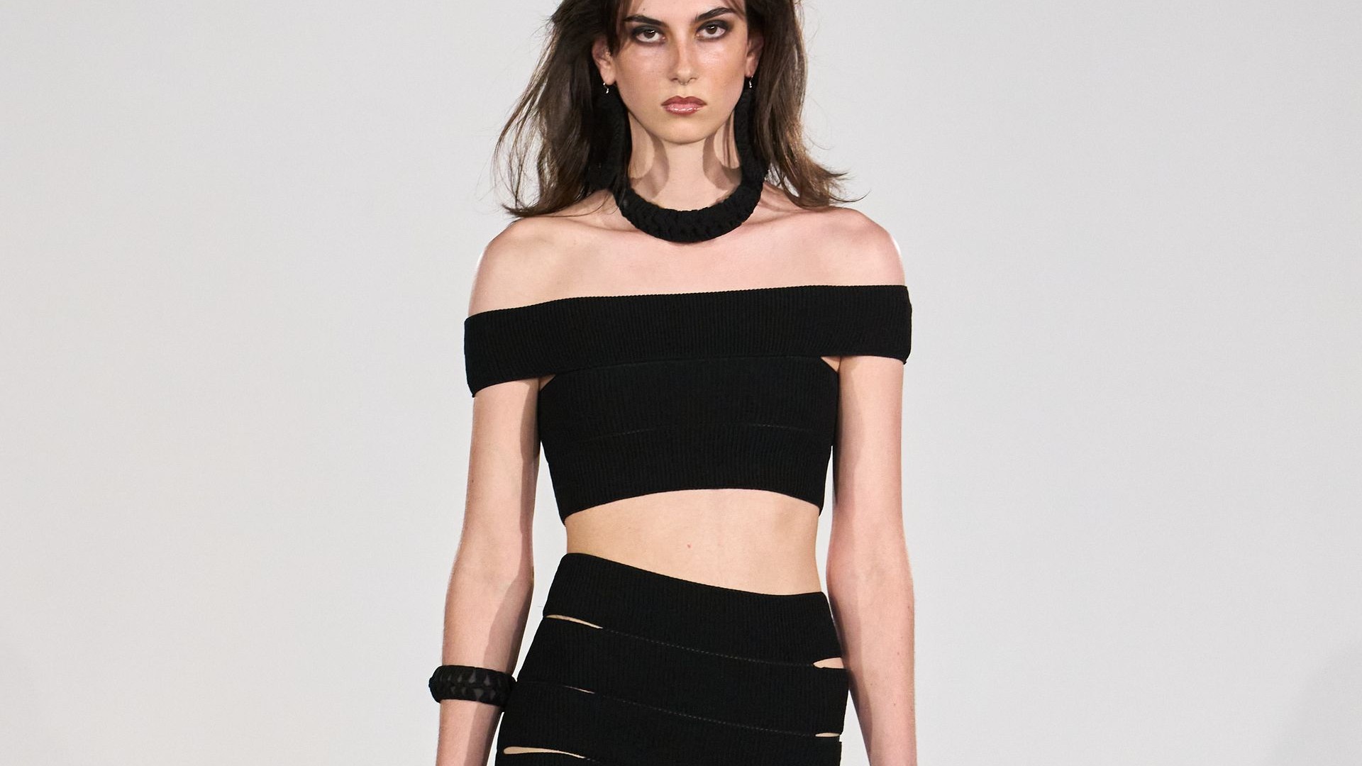 Mark Fast SS27: Primal Glamour, Veruschka Knits, and Body-First Craft at LFW