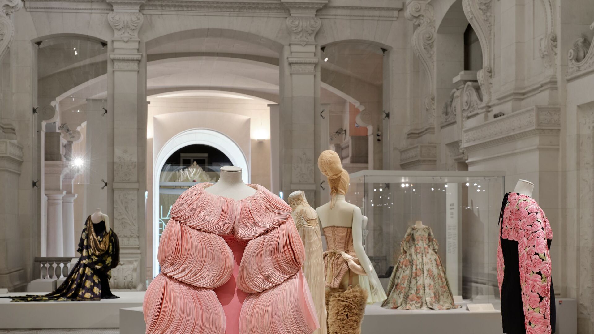 Look: 40 Years of Fashion at MAD Paris — Valentino Pink Cape, Vionnet Mannequin, and Archive Life
