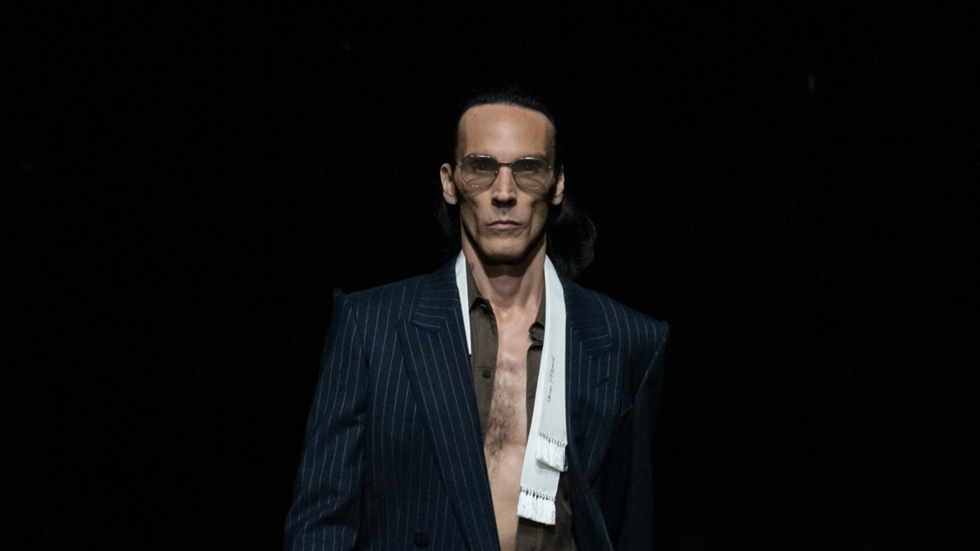 Tom Ford SS27: Haider Ackermann’s Mirrored Seduction in Paris
