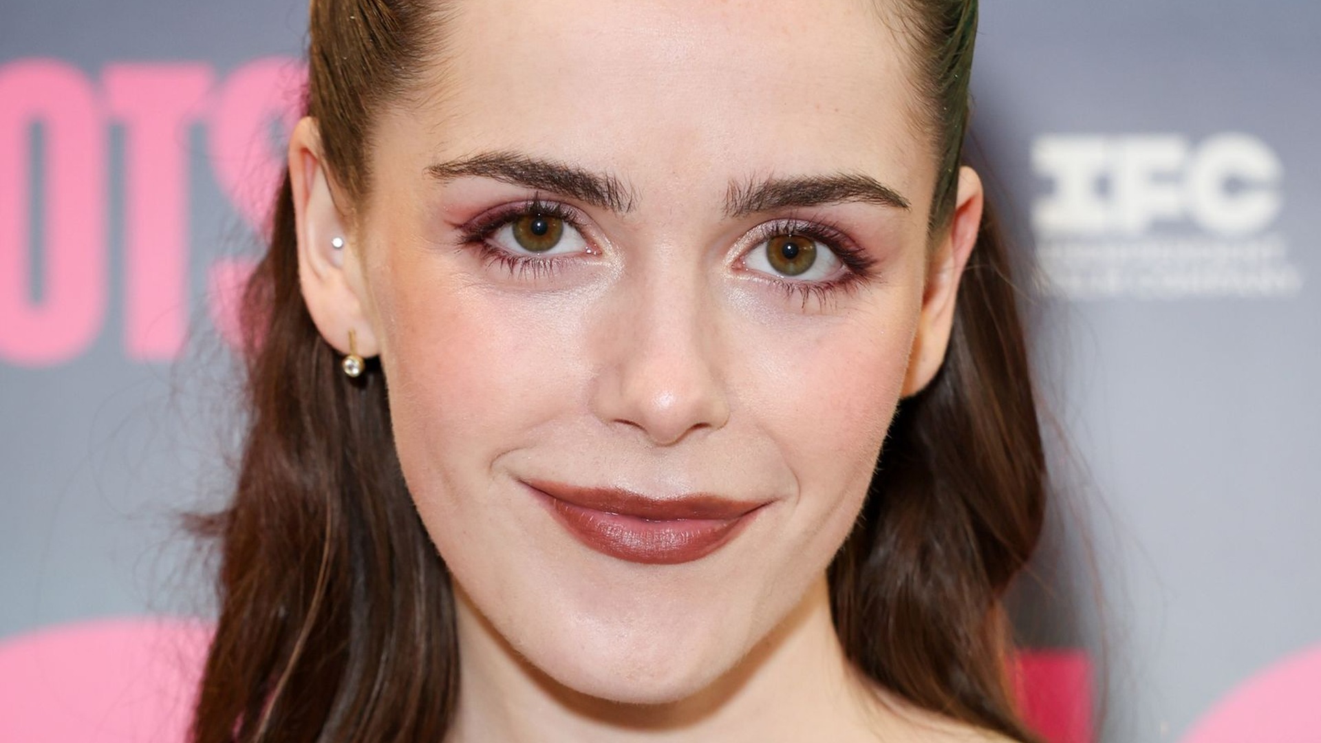 Berry Lip Only: How to Wear the Lipstick-Alone Face Fall 2026