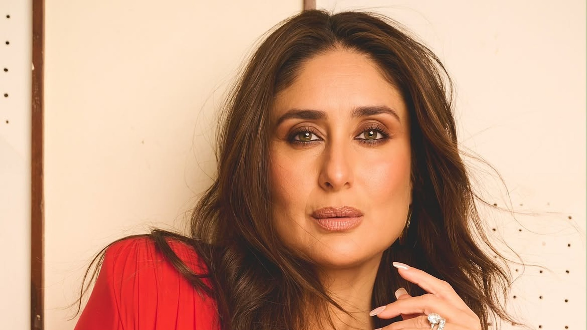 Kareena Kapoor’s Never Fully Dressed Wrap-on-Wrap: Old Money Meets Y2K