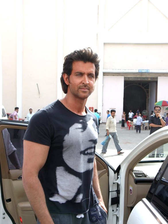 Hrithik Roshan at Mehboob Studio