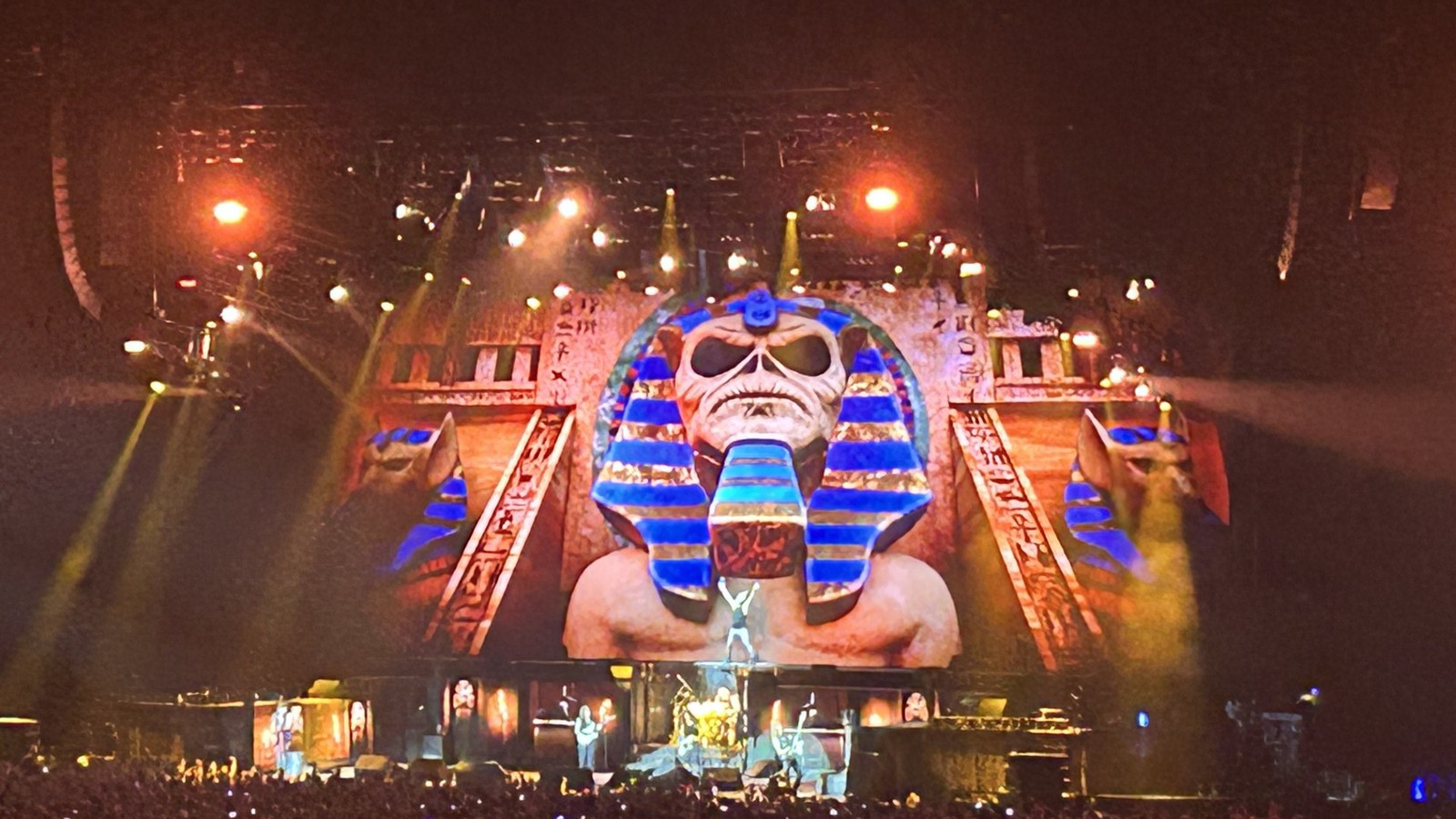 Iron Maiden performing Powerslave in front of Egyptian-themed stage art at Paris La Defense Arena, July 20, 2025