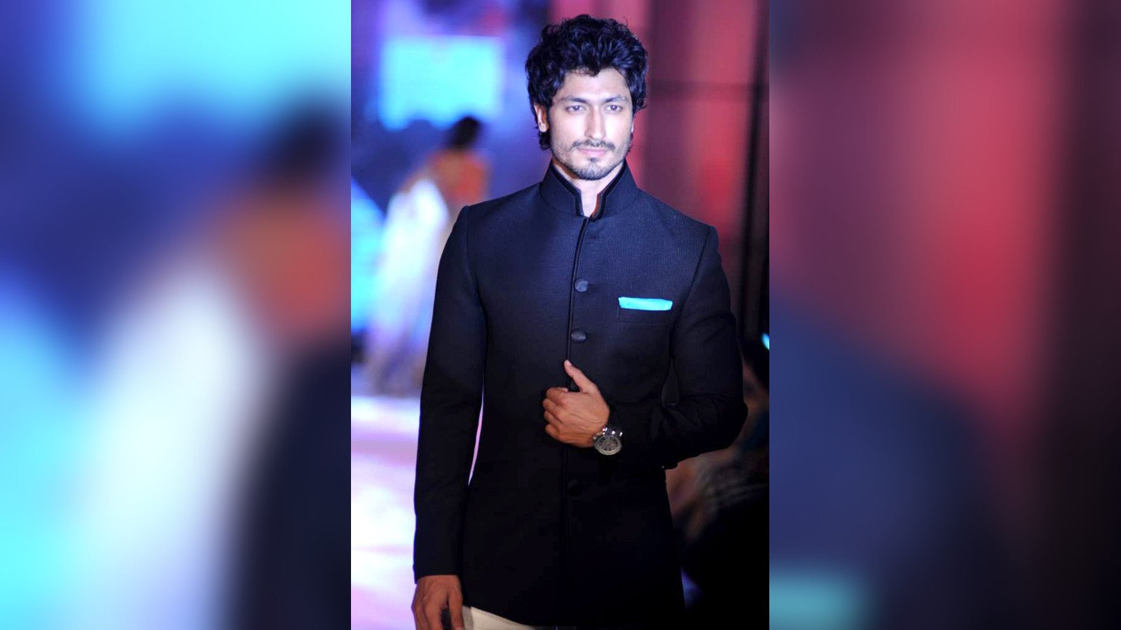Actor Vidyut Jammwal in a dark jacket at a fashion show