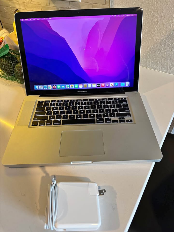 Retro 15” MacBook Pro