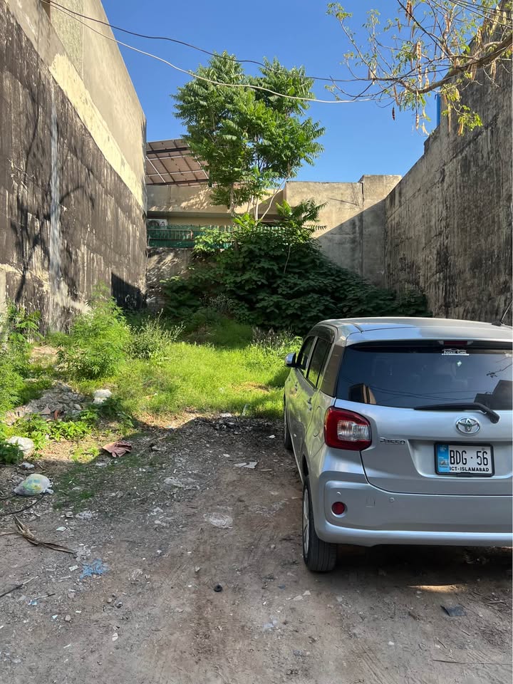 Plot for sale in Soan Garden - 6 Marla 