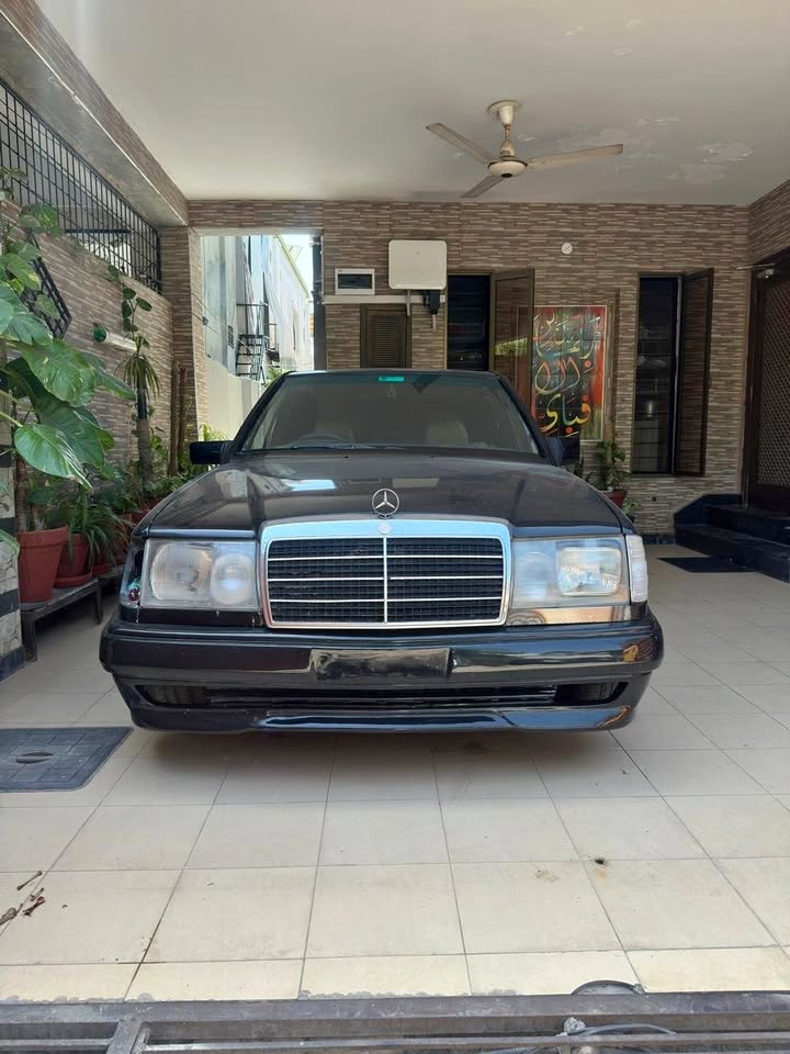 1988 Mercedes-Benz w124