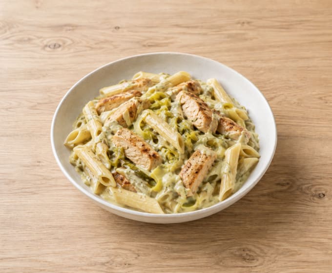 Poulet, fondue de poireaux & penne