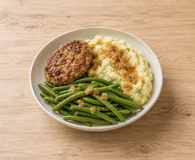 Haché de veau, purée aux fines herbes & haricots verts