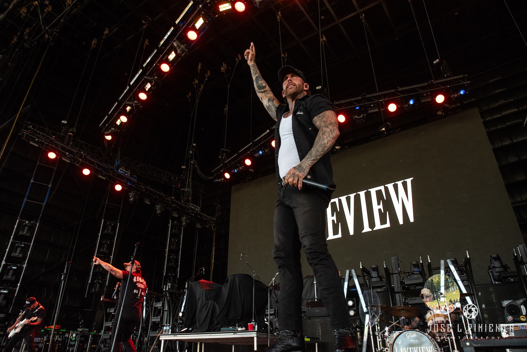 Concert Review: Breaking Benjamin, Staind, Wage War &amp; Lakeview – Awaken The Fallen Tour 2025, iThink Financial Amphitheatre, May 14, 2025