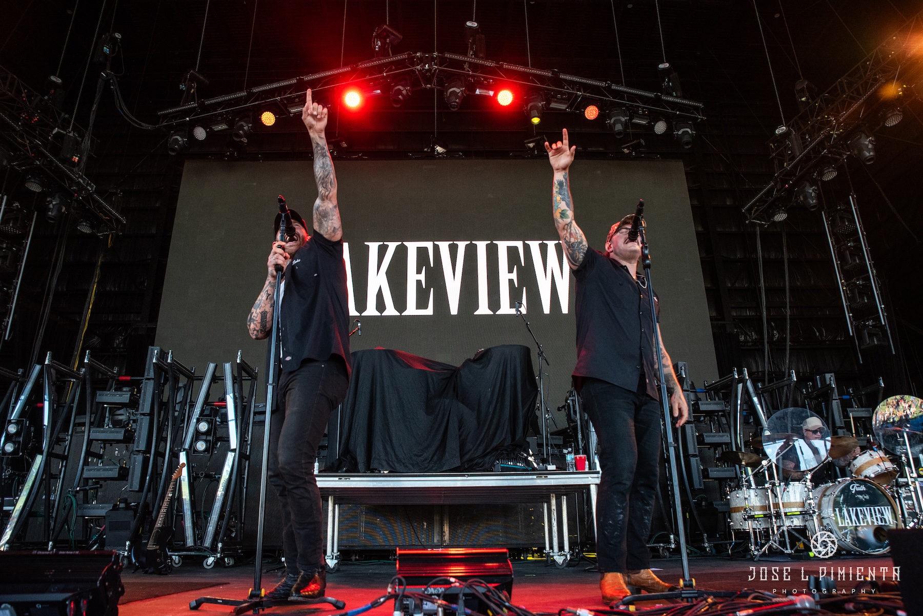 Concert Review: Breaking Benjamin, Staind, Wage War &amp; Lakeview – Awaken The Fallen Tour 2025, iThink Financial Amphitheatre, May 14, 2025