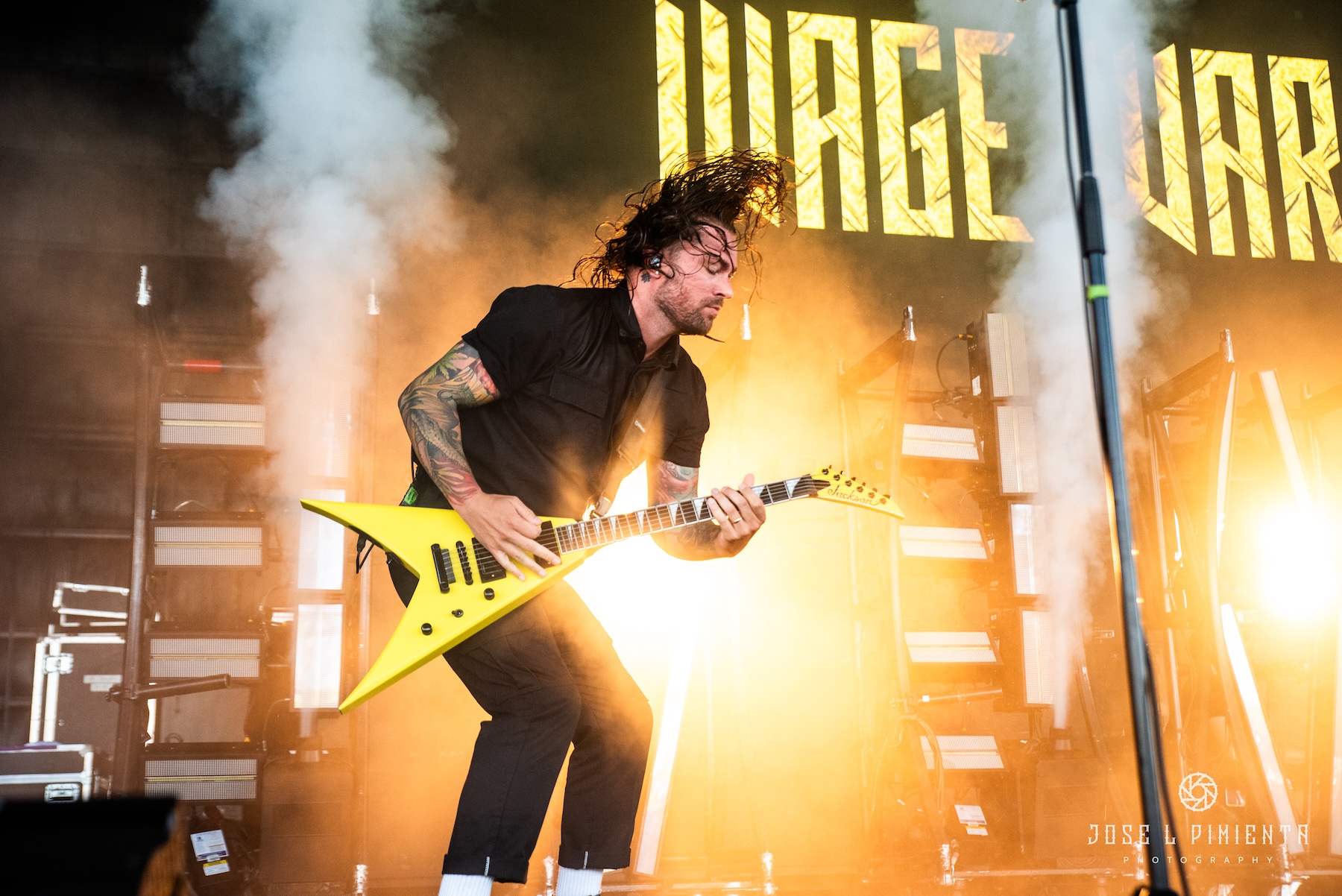 Concert Review: Breaking Benjamin, Staind, Wage War &amp; Lakeview – Awaken The Fallen Tour 2025, iThink Financial Amphitheatre, May 14, 2025