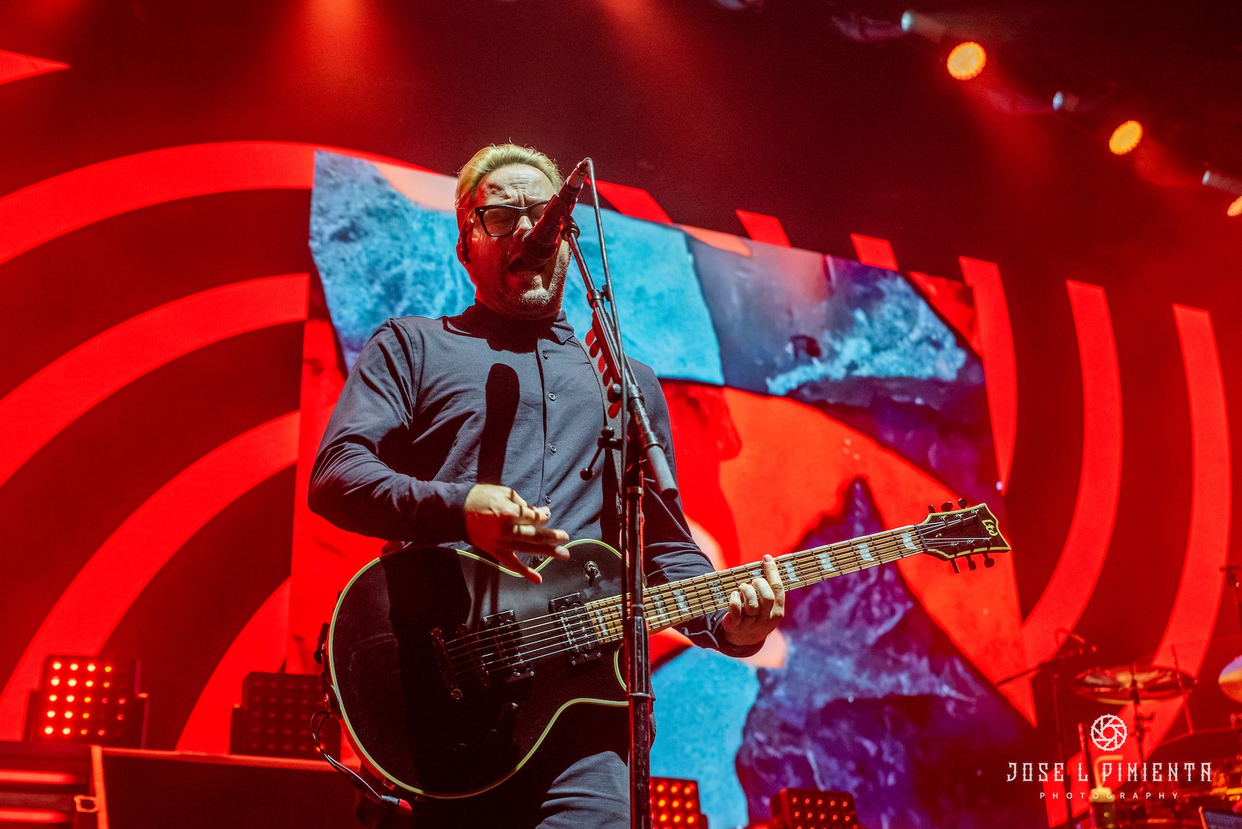 Concert Review: Breaking Benjamin, Staind, Wage War &amp; Lakeview – Awaken The Fallen Tour 2025, iThink Financial Amphitheatre, May 14, 2025