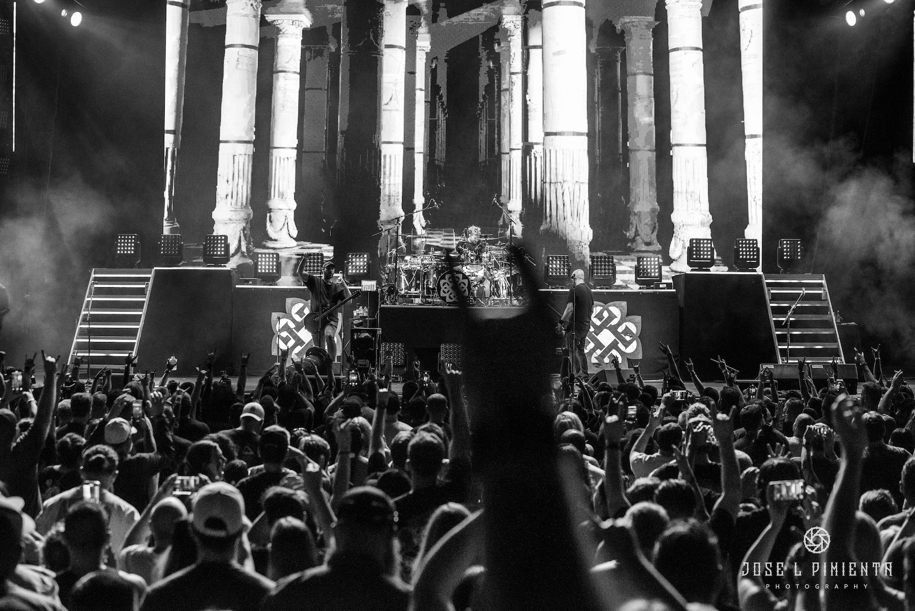 Concert Review: Breaking Benjamin, Staind, Wage War &amp; Lakeview – Awaken The Fallen Tour 2025, iThink Financial Amphitheatre, May 14, 2025