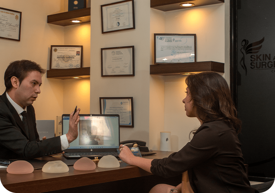 Consultorio de Cirugía Plástica — Dr. Fabián Serrano, Skin and Surgery Center Sucre