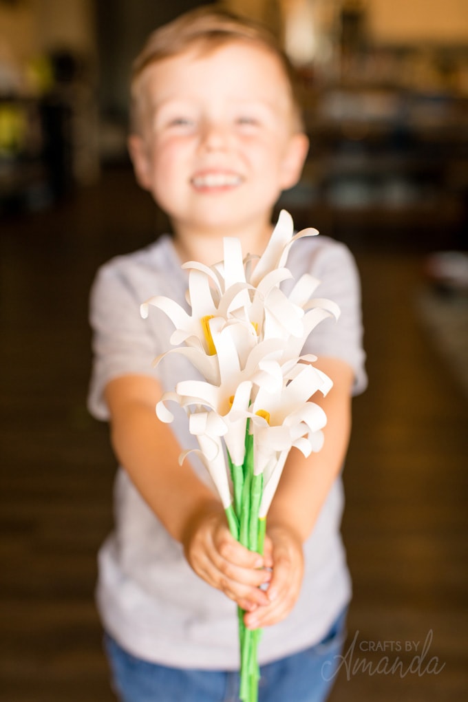 handprint lily flower craft