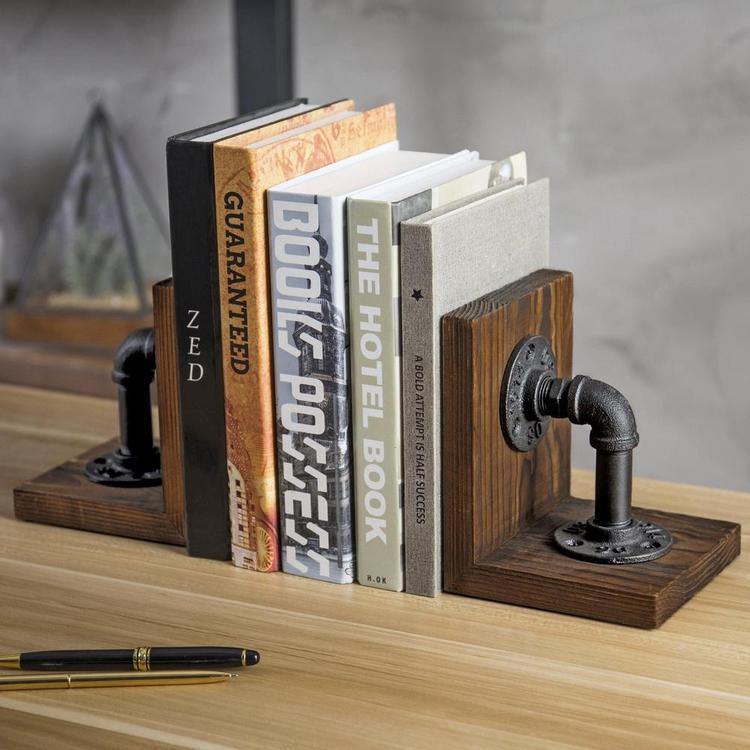 industrial-pipe-bookends