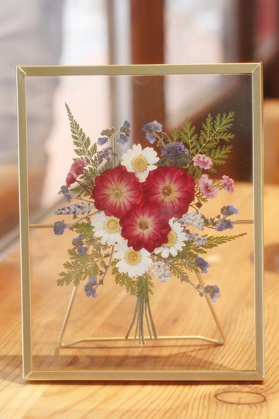 pressed-botanical-frames