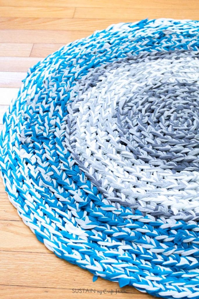 t-shirt yarn crochet rug
