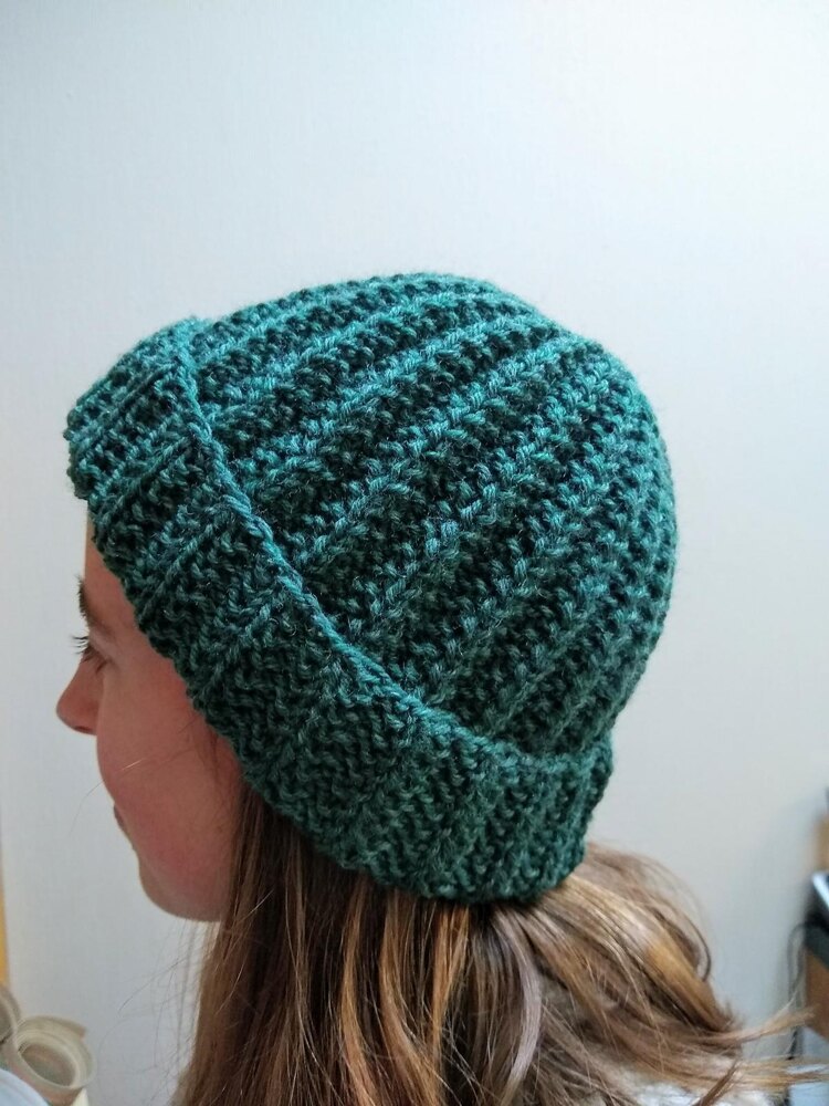 seed-stitch-knit-hat