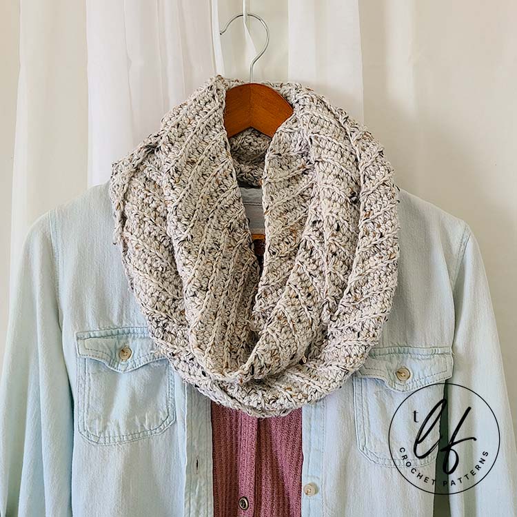 crochet infinity scarf