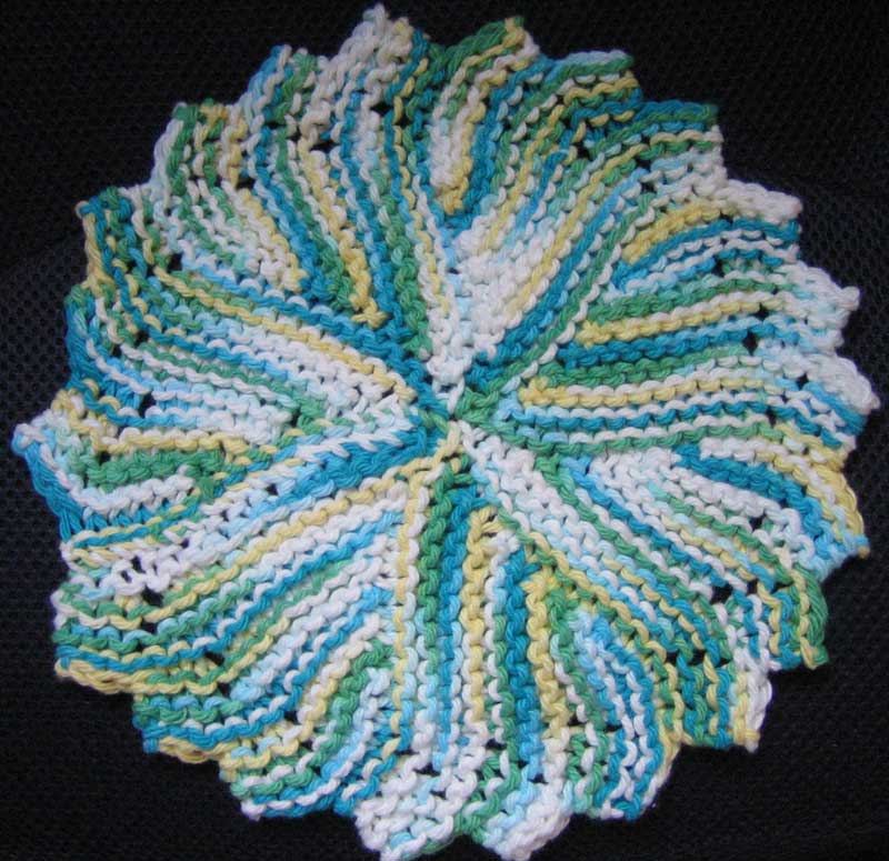 knitted round dishcloth