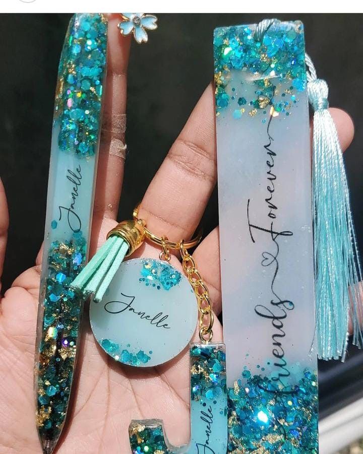 resin book page keychain
