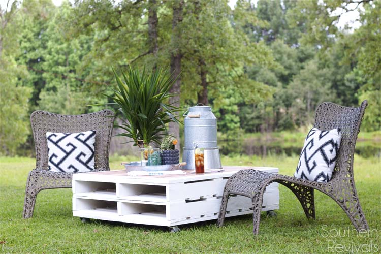 pallet coffee table garden