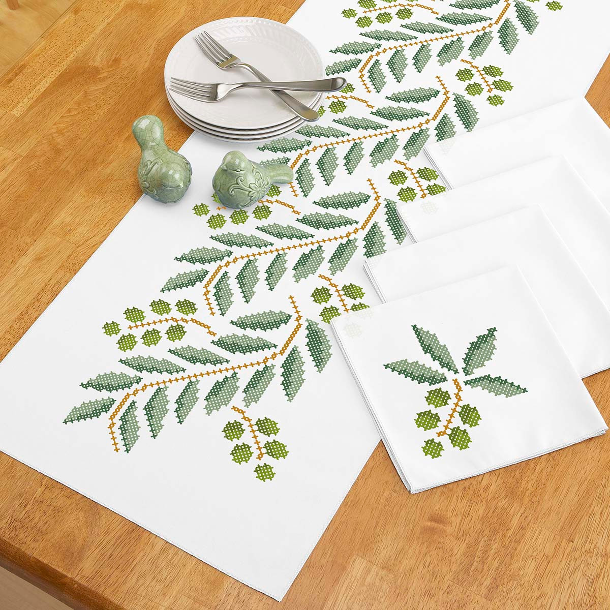 olive branch table runner