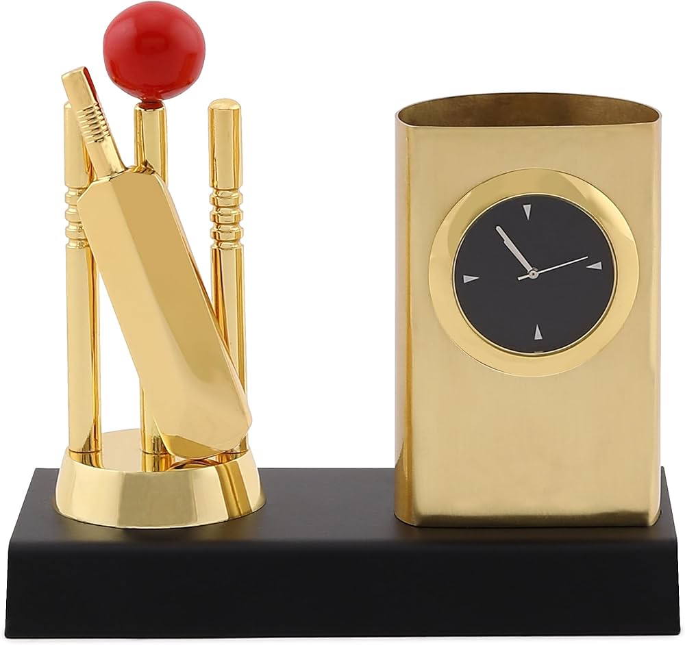finished stylish desk pencil holders