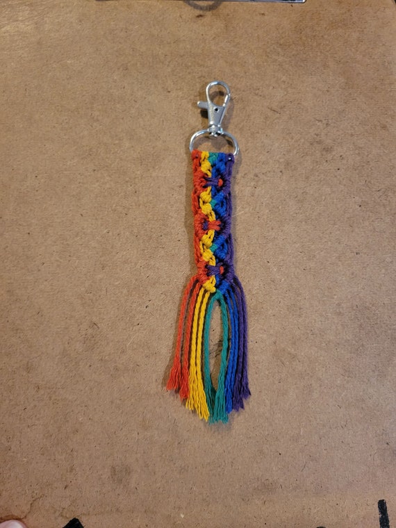 macrame keychain with cotton cord