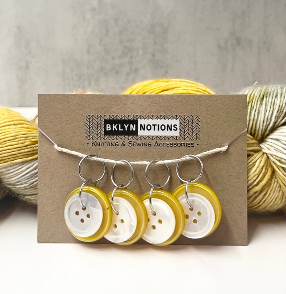 button keychain with stacked vintage buttons