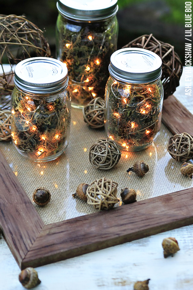 acorn decorated fall jar lantern