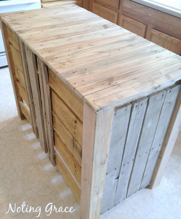 pallet wood kitchen island
