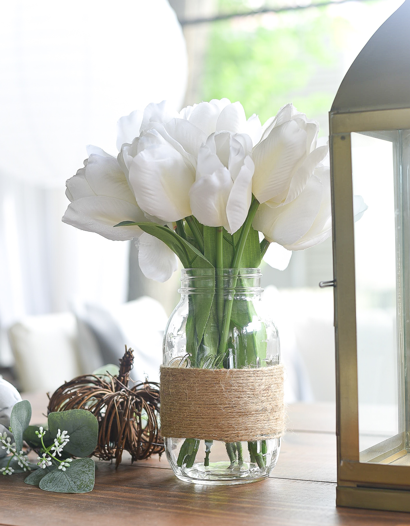 twine wrapped mason jar with flowers