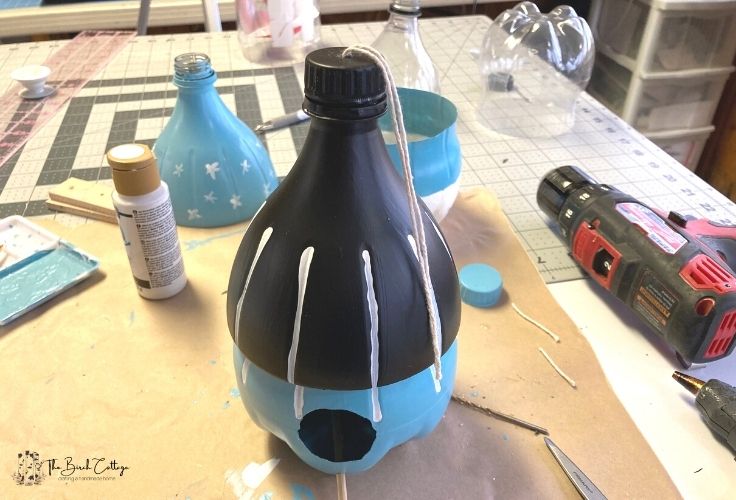 plastic bottle bird feeder with funnel top