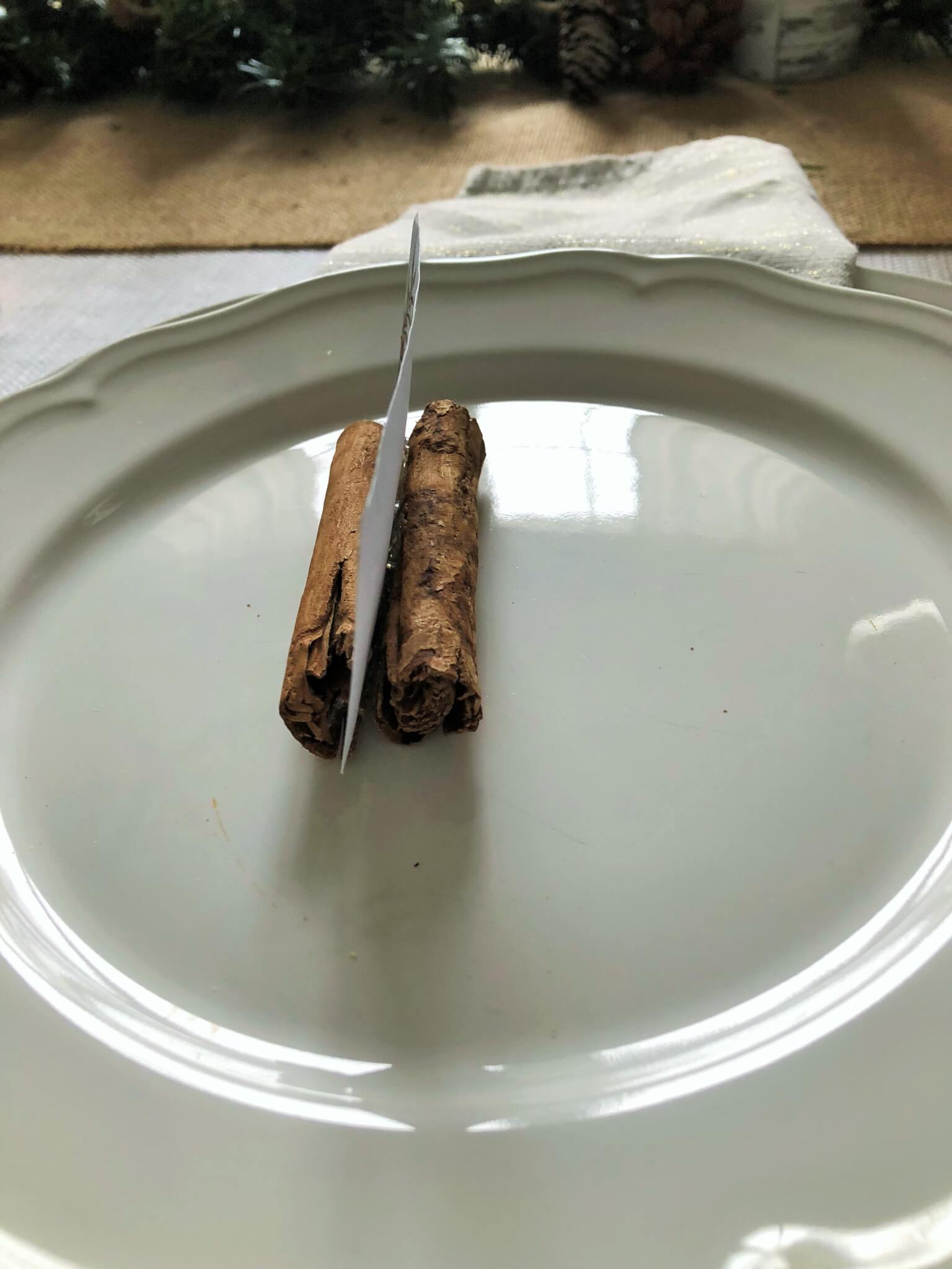 cinnamon stick place card holder