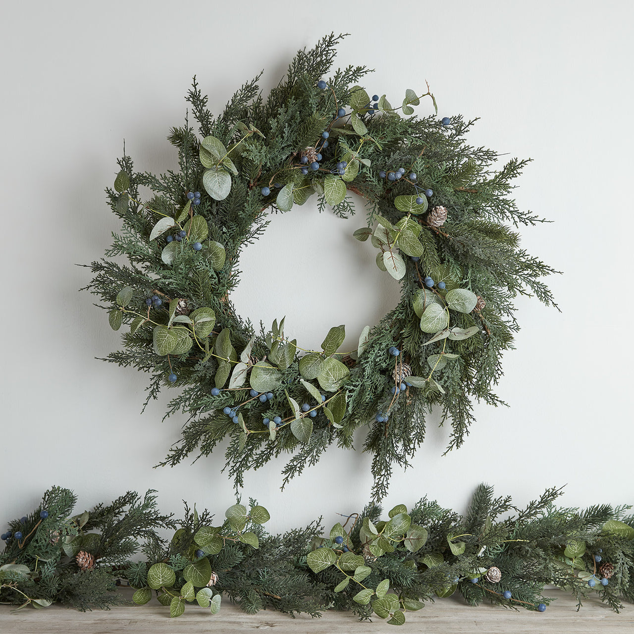 oversized pinecone wreath