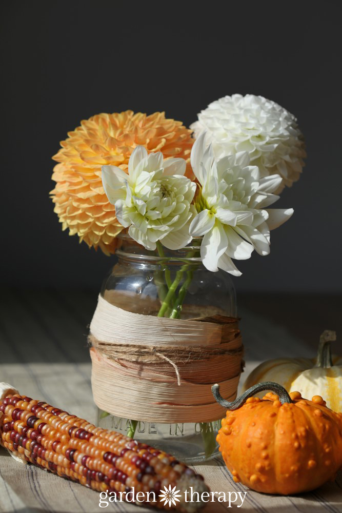 corn husk bouquet in mason jar