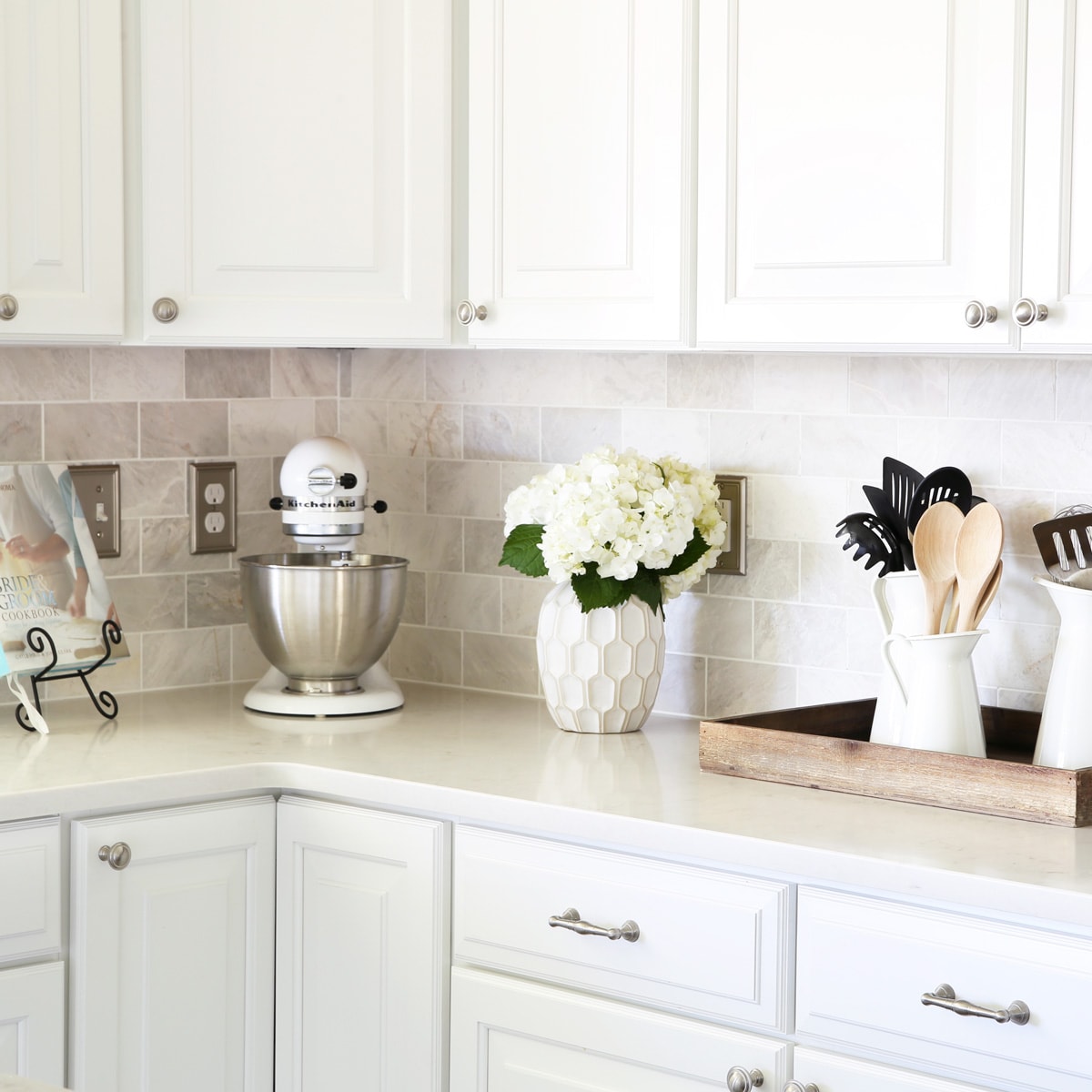 vinegar wipe on kitchen counter