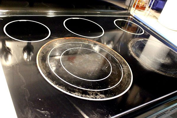 baking soda paste on stovetop
