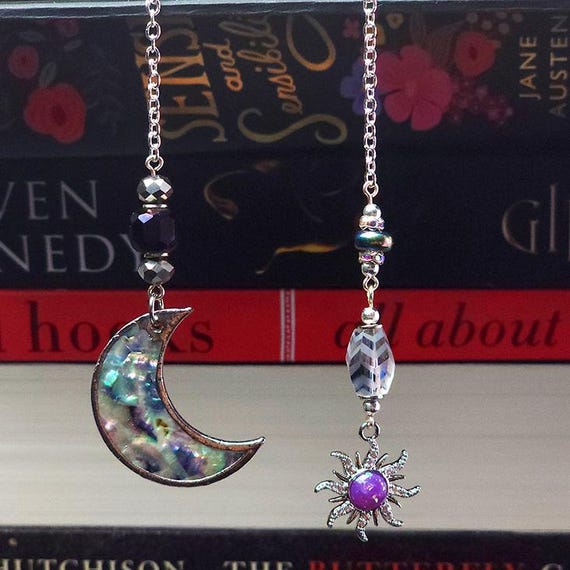 chain jewelry bookmark