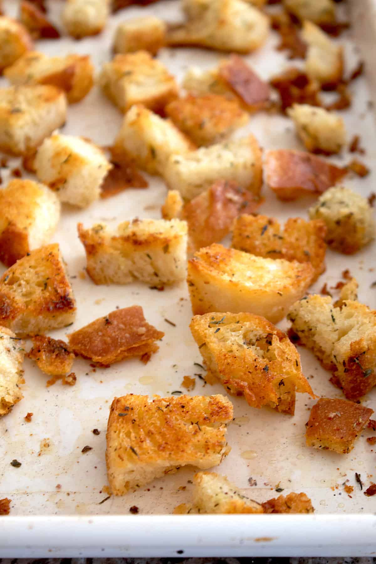 croutons baking sheet