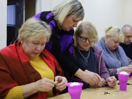 Творческий мастер-класс для глухих в Новомосковском