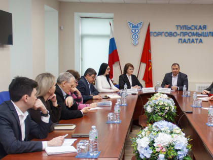 Изменения в налоговом законодательстве обсудили на круглом столе с представителями МСП