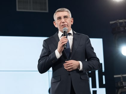 Дмитрий Миляев поздравил жителей Тульской области с Днём российского студенчества
