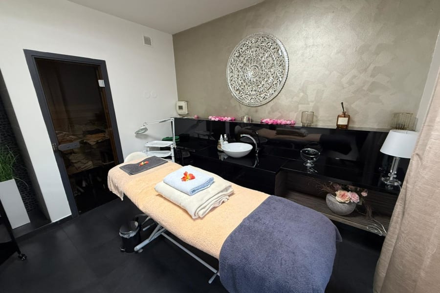 Naisy salon interiér